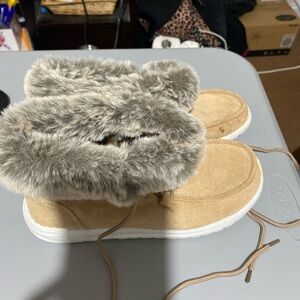 Gypsy Jazz Tan Faux Fur Winter Boots